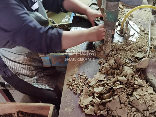生產(chǎn)設(shè)備
